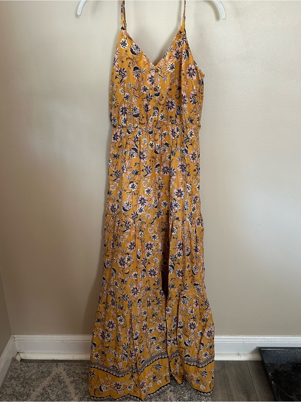 Evereve Yellow Floral Print Spaghetti Strap Maxi Dress